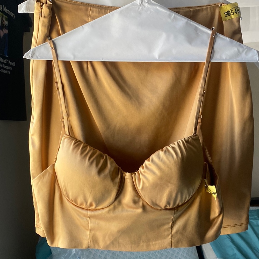 Gold 2 piece skirt set